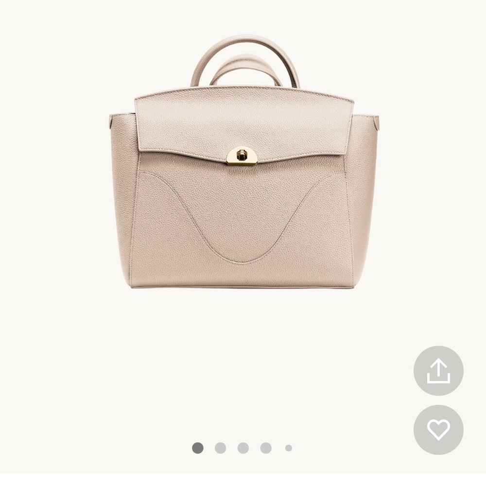 Barely used. Oleada handbag! Great condition!